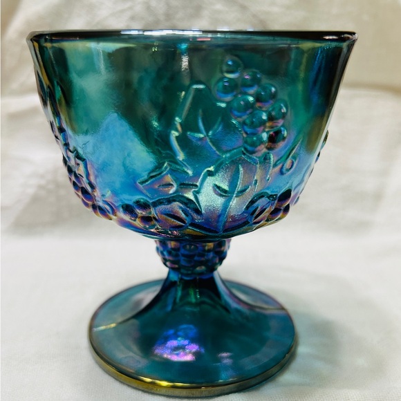 Vintage Indiana Glass blue carnival glass harvest grape cream & sugar on tray. - Picture 9 of 10